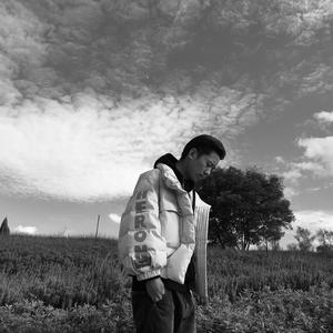 双腿岔开不许穿着内裤打屁屁视频
